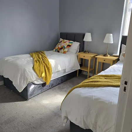 1 Minute To Everywhere! Centre Apartment Galway